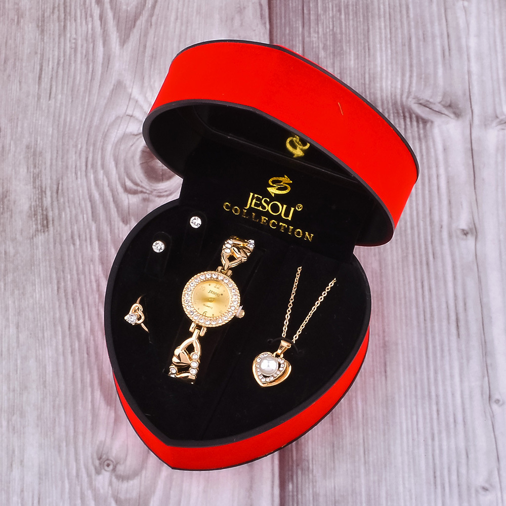 2025 New Women Bracelet Watch  - مراجعة Bar Cart Gold وسعره